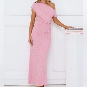 IN MY STYLE ERA OFF SHOULDER MAXI DRESS PINK
